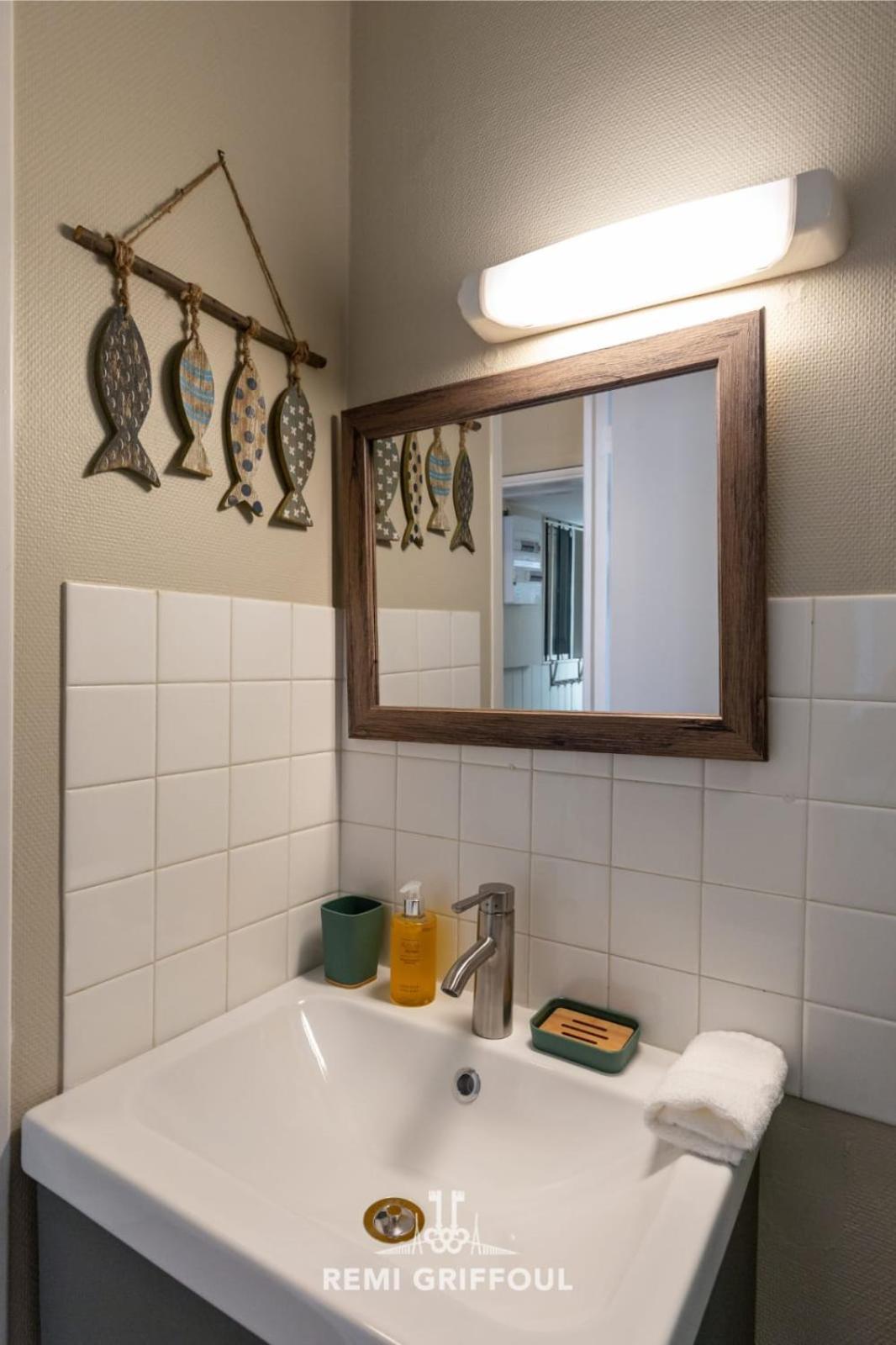 Emeraude Cozy Nest 3 Heart Of Historic District 2 Guests Honfleur Esterno foto